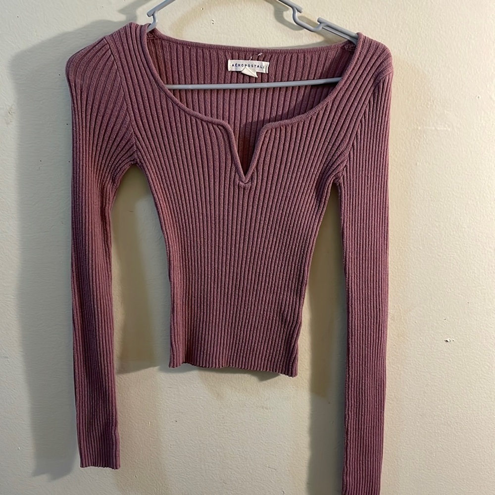 V Neck long sleeve sweater from Aeropostale! Color: Pink/Purple, Size: XS